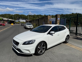 Used Volvo V40 2013 for sale - 79489972: Photo