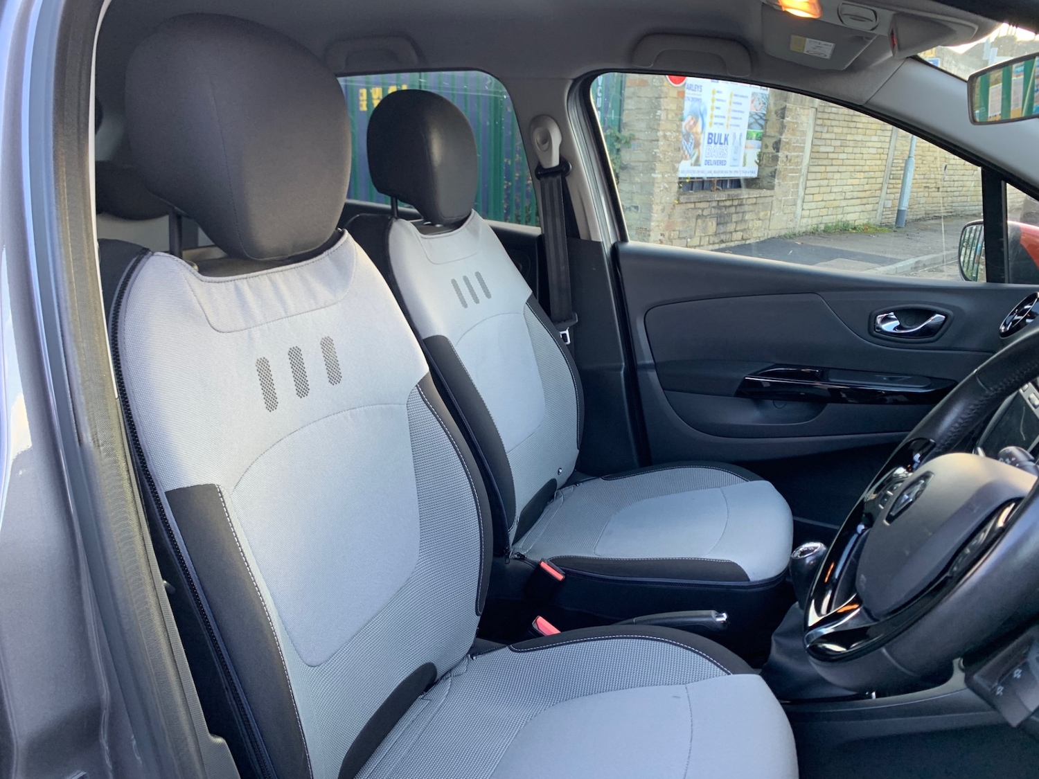 Used Renault Captur 2014 for sale - 76440279: Photo 12