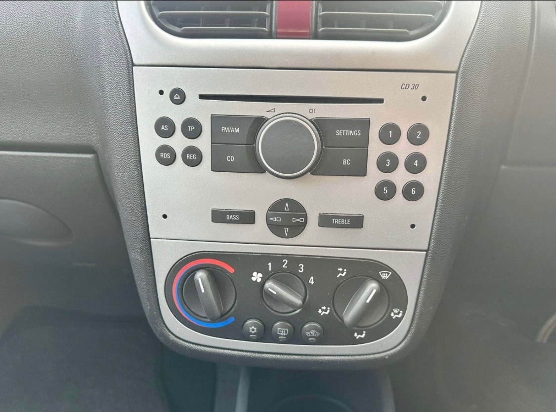 Used Vauxhall Corsa 2006 for sale - 76573801: Photo 10