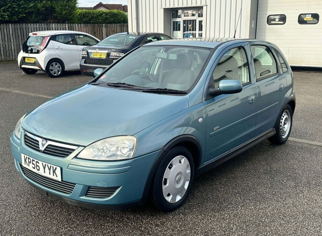 Used Vauxhall Corsa 2006 for sale - 76573801: Photo 2