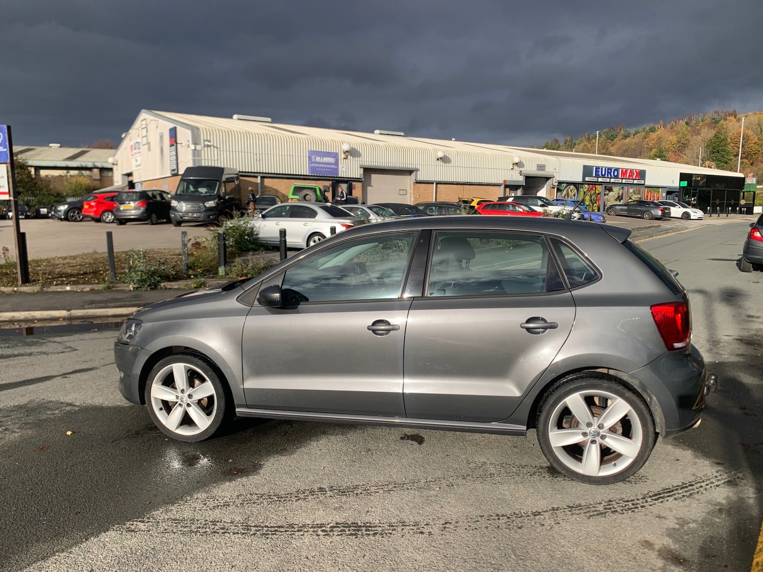 Used Volkswagen Polo 2010 for sale - 76520906: Photo 4