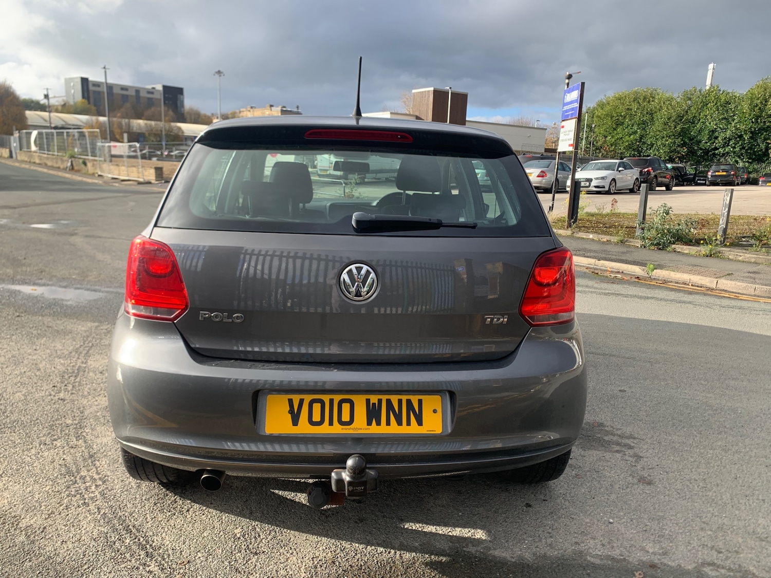 Used Volkswagen Polo 2010 for sale - 76520906: Photo 6