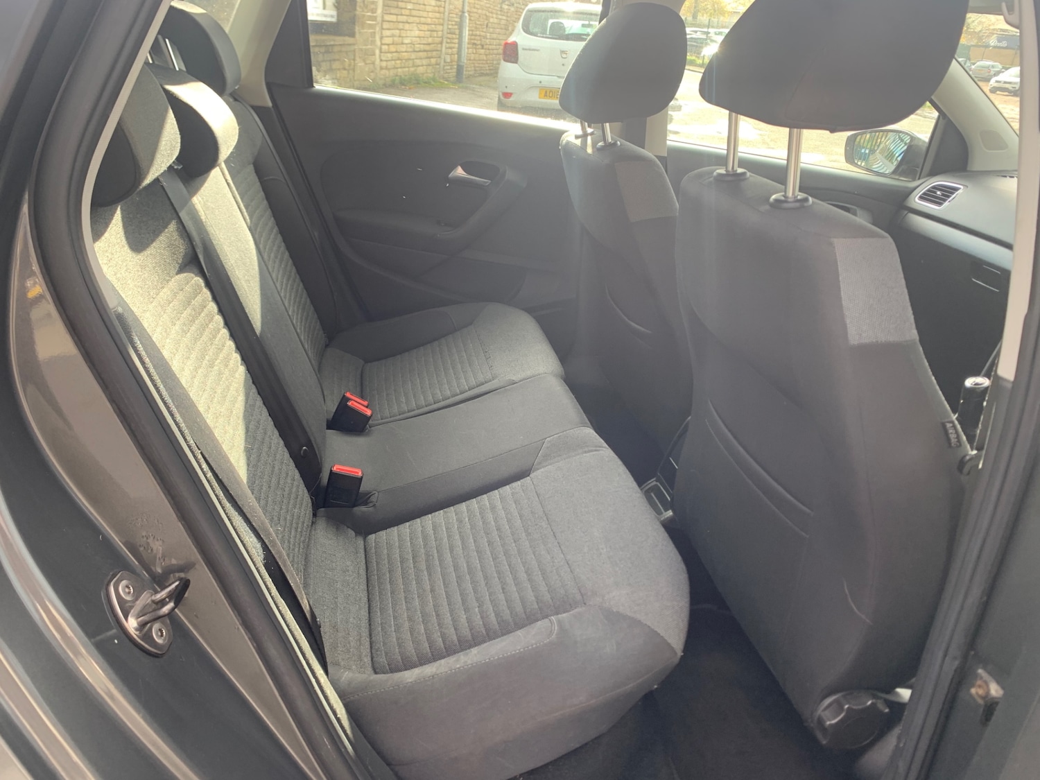 Used Volkswagen Polo 2010 for sale - 76520906: Photo 9