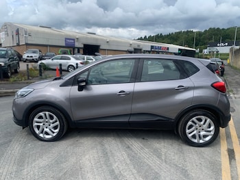 Used Renault Captur 2015 for sale - 75310080: Photo