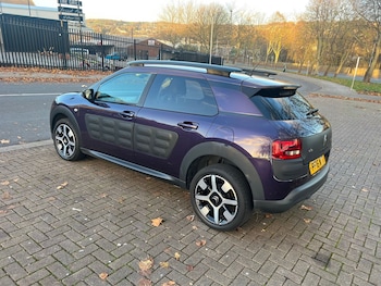 Used Citroen C4 Cactus 2016 for sale - 76673338: Photo