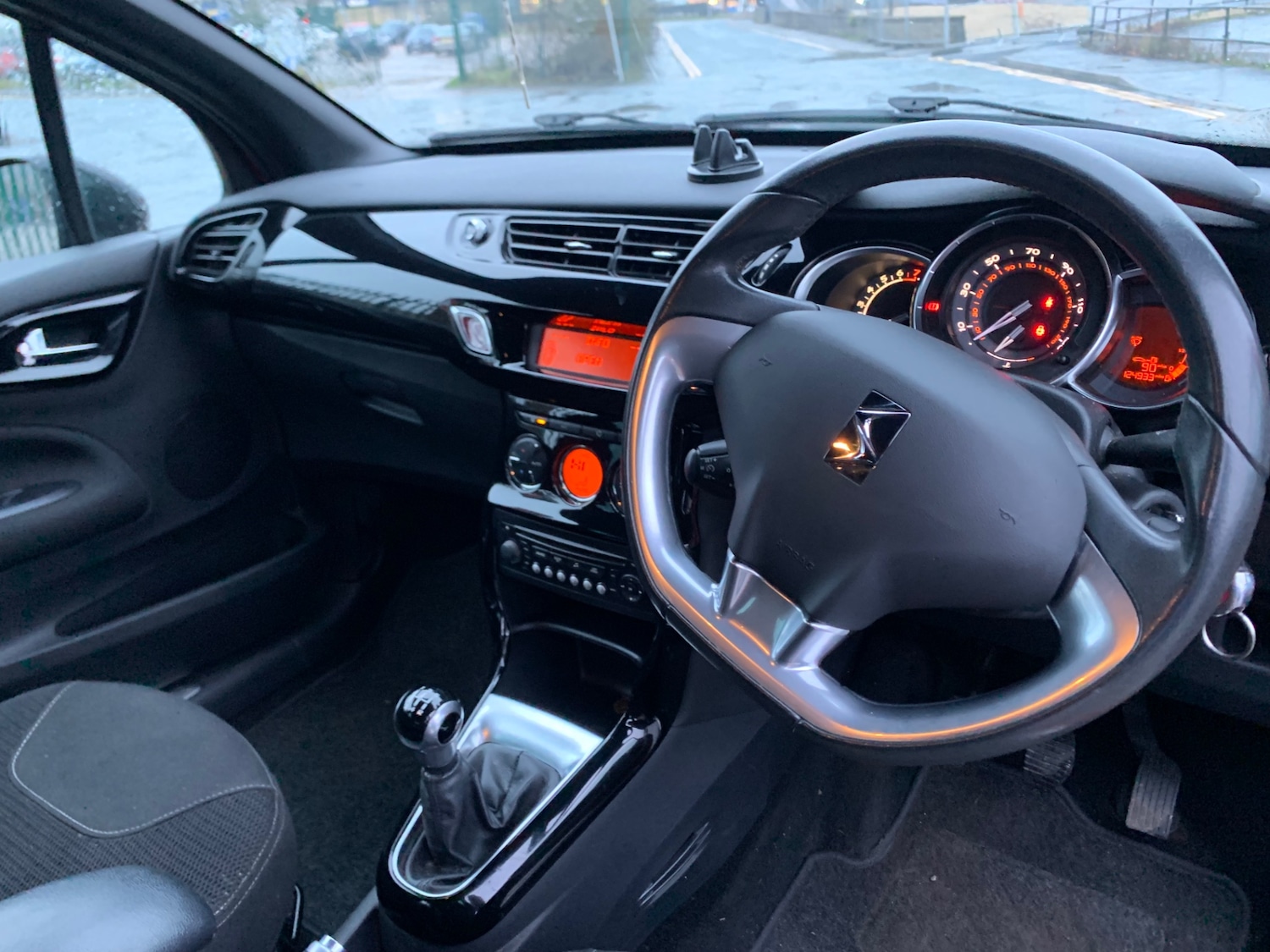 Used Citroen DS3 2011 for sale - 77453658: Photo 11