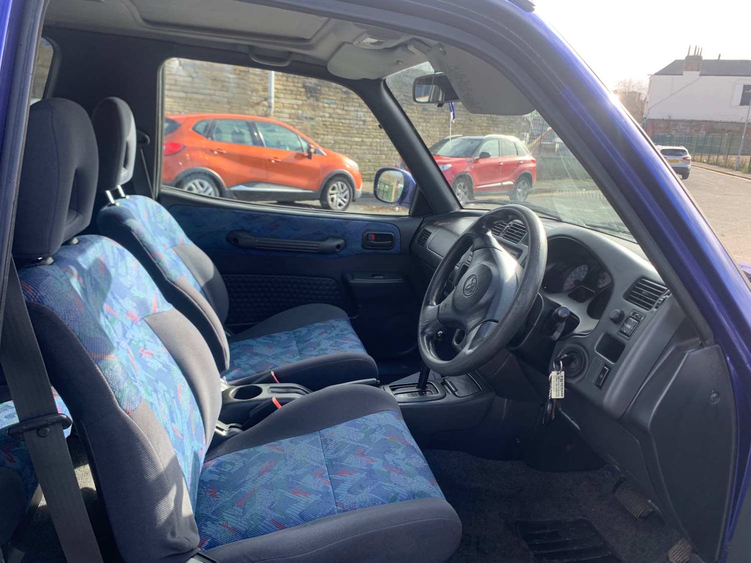 Used Toyota RAV4 1998 for sale - 77881395: Photo 9