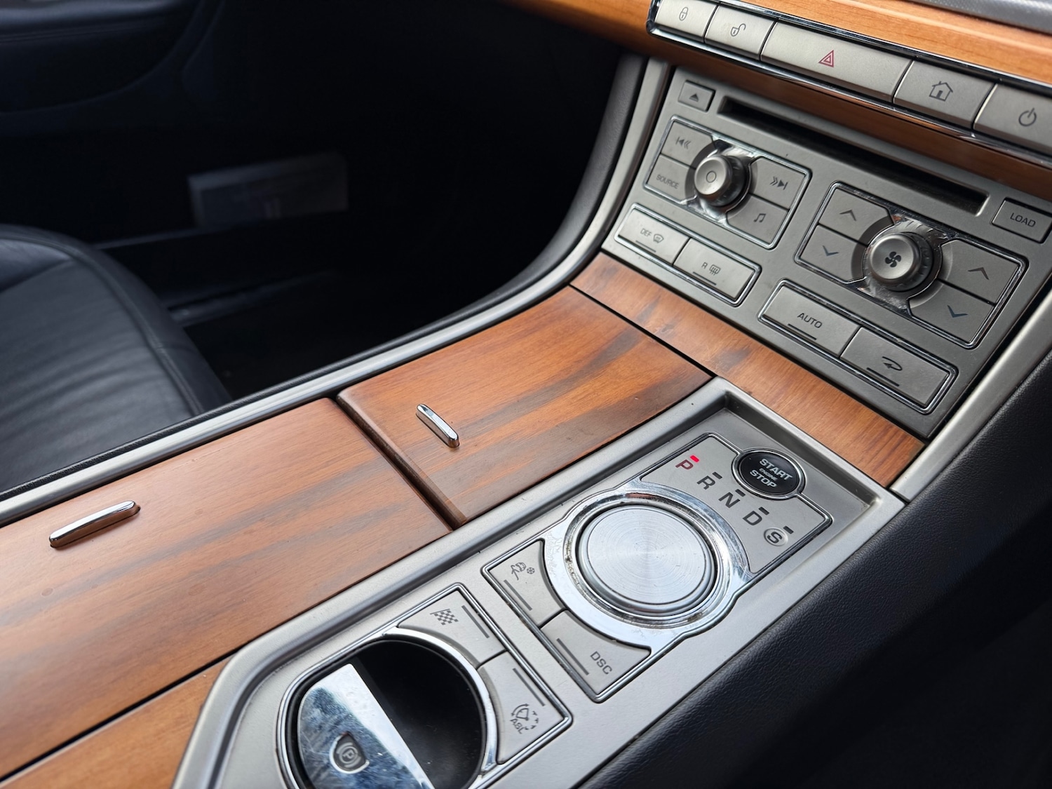 Used Jaguar XF 2010 for sale - 78018099: Photo 11