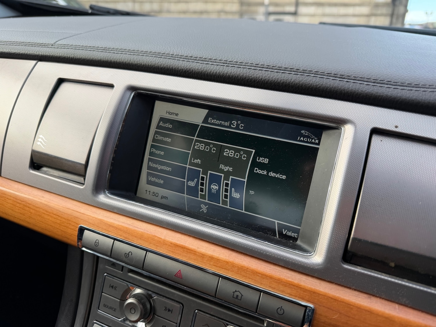 Used Jaguar XF 2010 for sale - 78018099: Photo 13