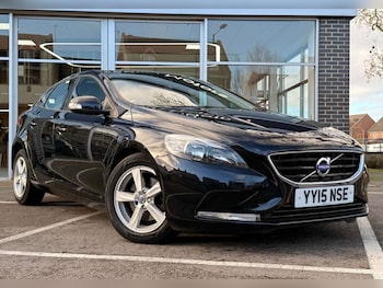 Used Volvo V40 2015 for sale - 76859264: Photo