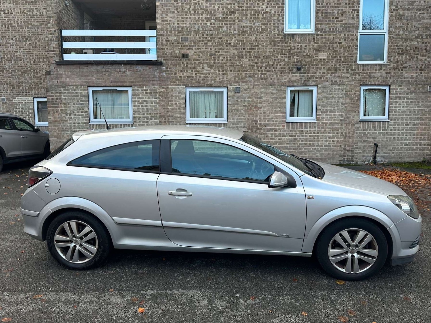 Used Vauxhall Astra 2009 for sale - 76687583: Photo 4