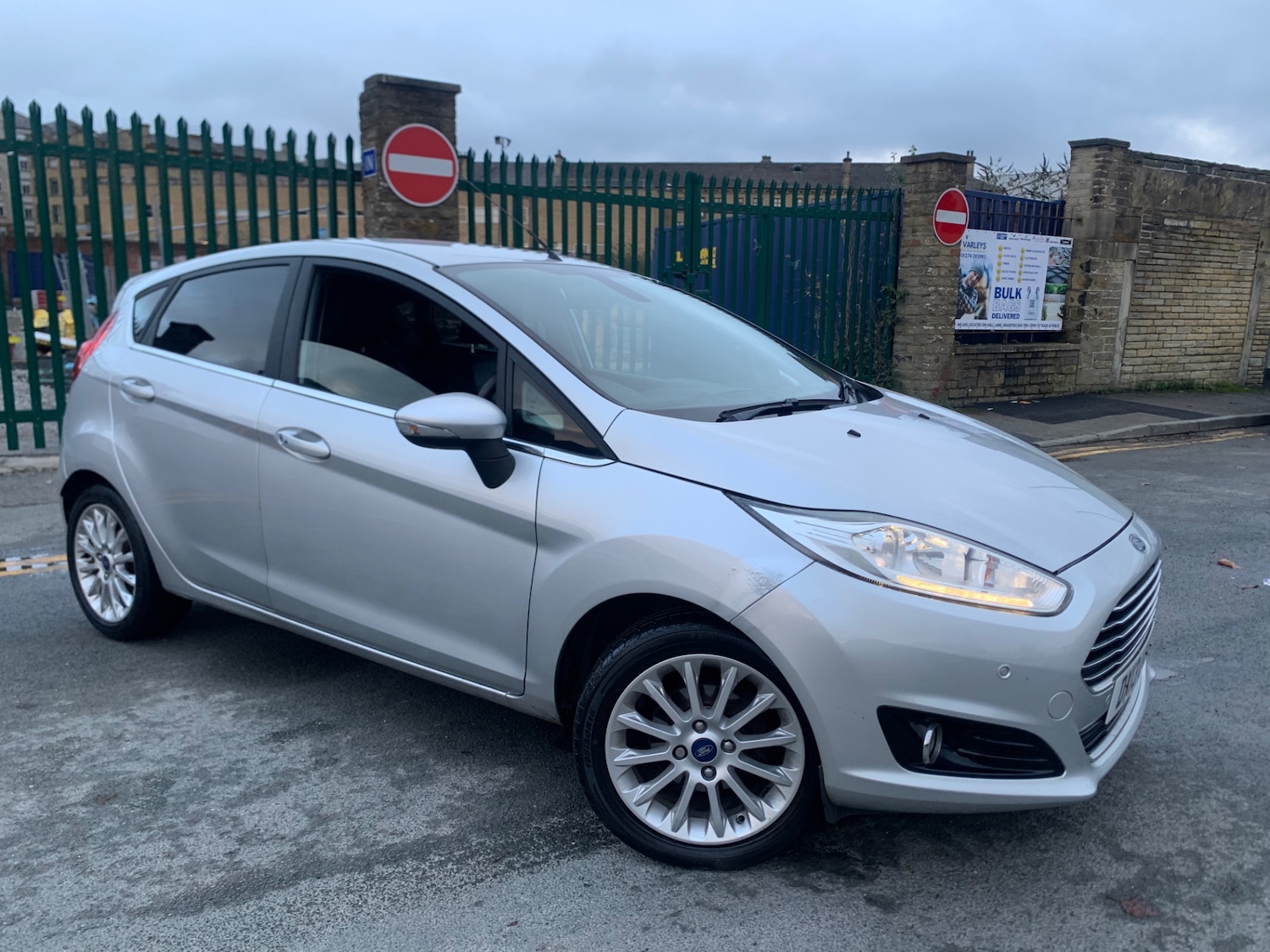 Used Ford Fiesta 2013 for sale - 76573799: Photo 1