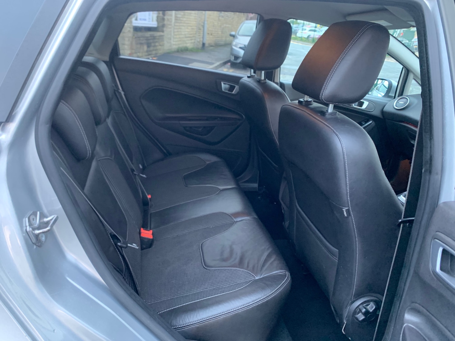 Used Ford Fiesta 2013 for sale - 76573799: Photo 10