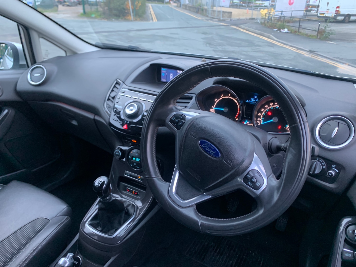 Used Ford Fiesta 2013 for sale - 76573799: Photo 11