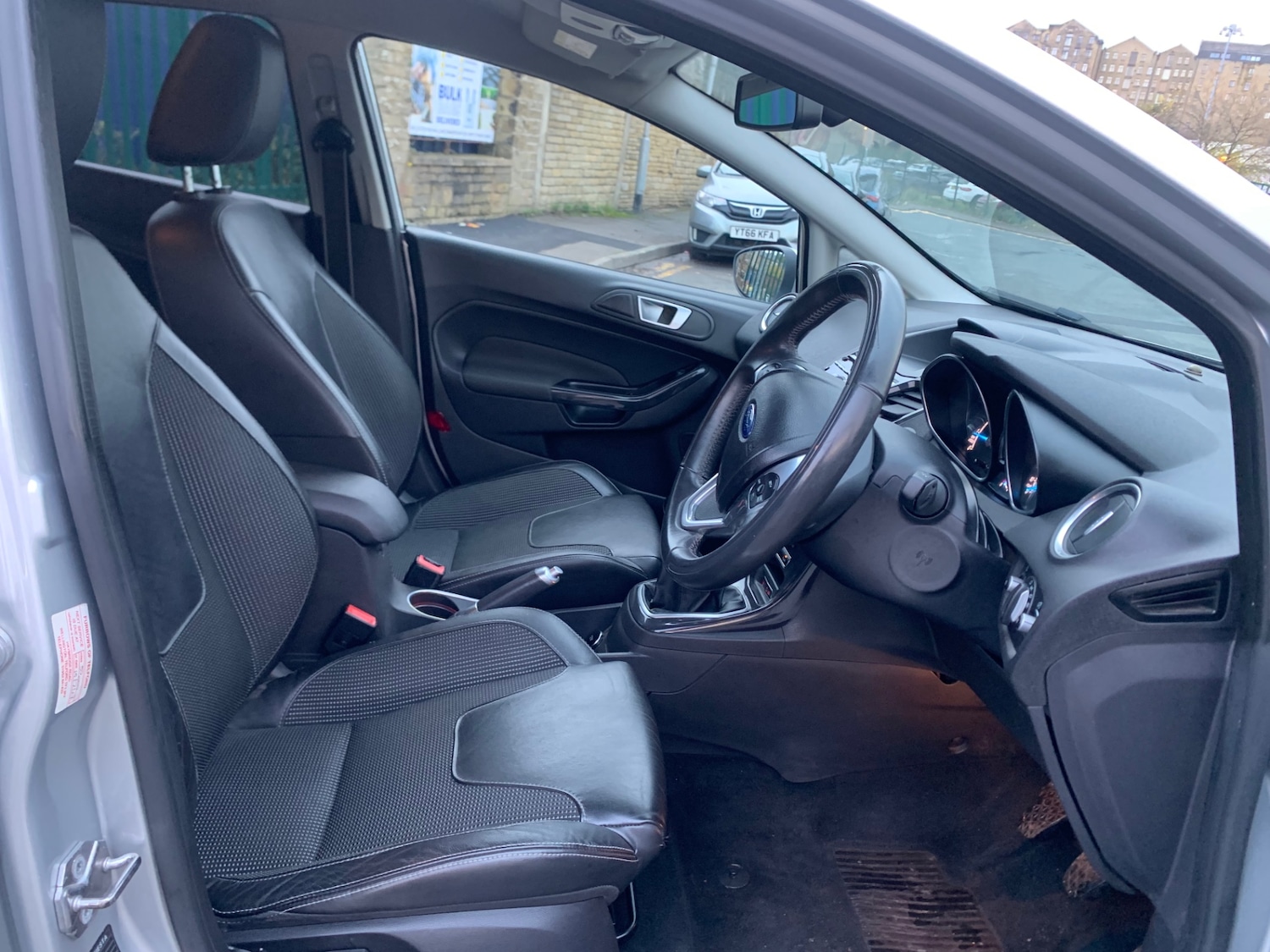 Used Ford Fiesta 2013 for sale - 76573799: Photo 12