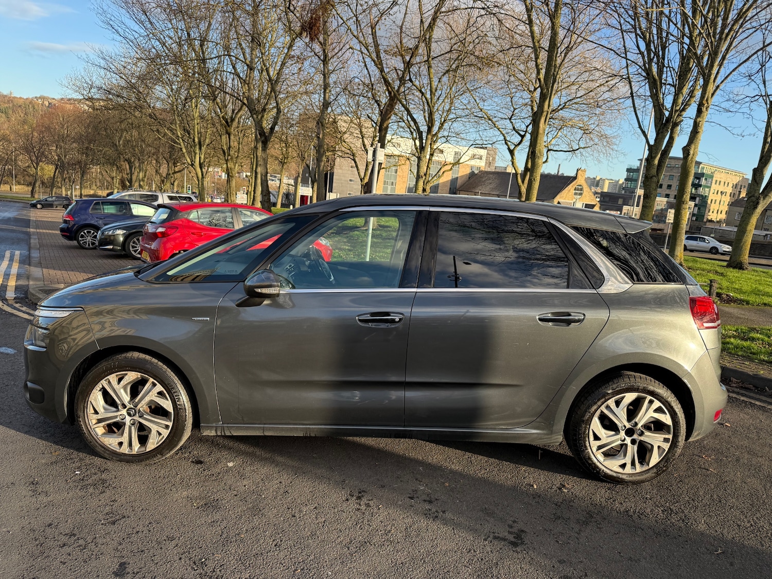 Used Citroen C4 Picasso 2013 for sale - 76799006: Photo 3