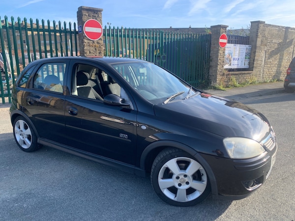 Used Vauxhall Corsa 2004 for sale - 76315282: Photo 1