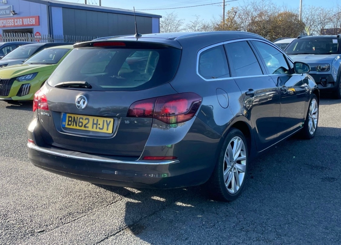 Used Vauxhall Astra 2013 for sale - 76987178: Photo 6