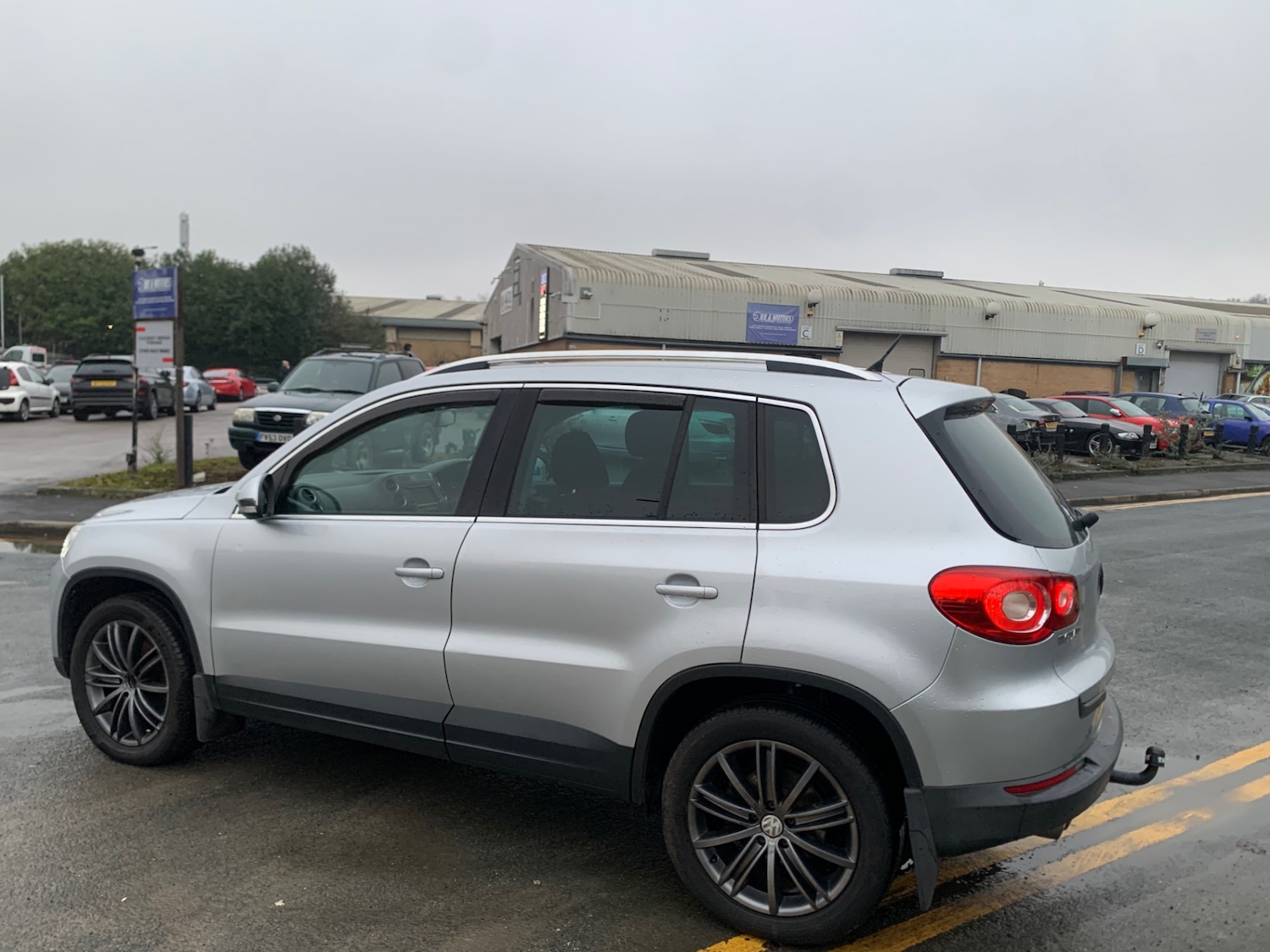 Used Volkswagen Tiguan 2010 for sale - 77409266: Photo 6