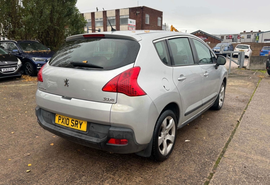 Used Peugeot 3008 2010 for sale - 76688488: Photo 7