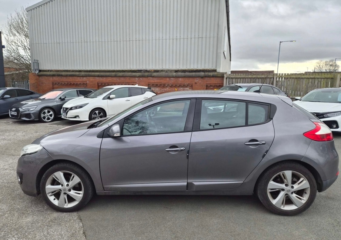 Used Renault Megane 2013 for sale - 78128723: Photo 10