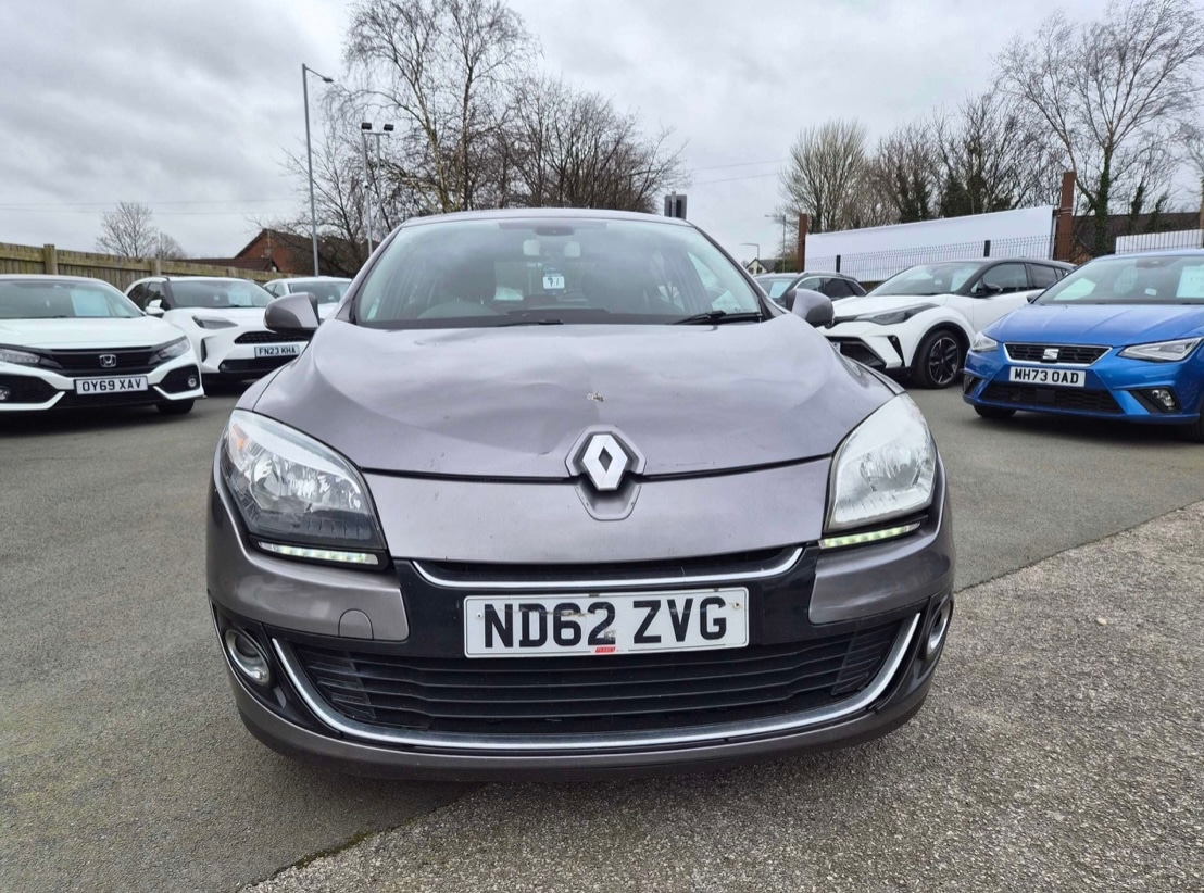 Used Renault Megane 2013 for sale - 78128723: Photo 2