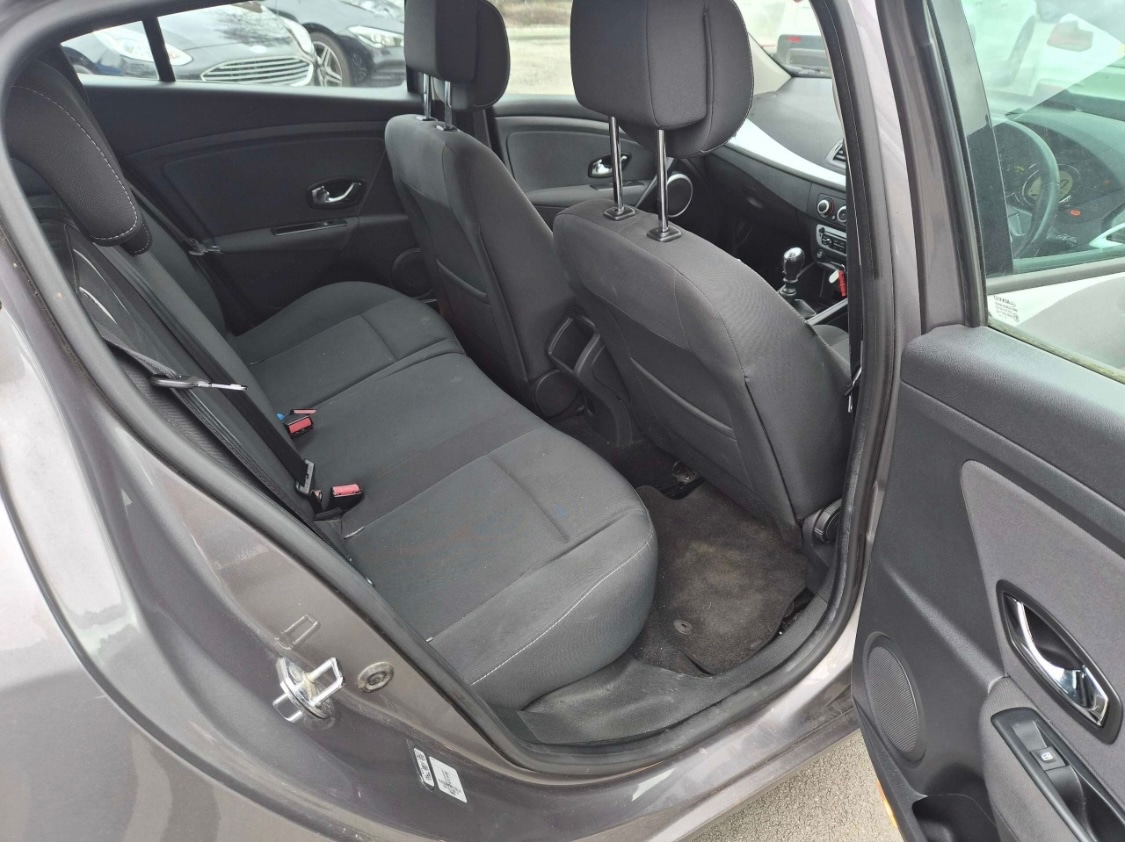 Used Renault Megane 2013 for sale - 78128723: Photo 8