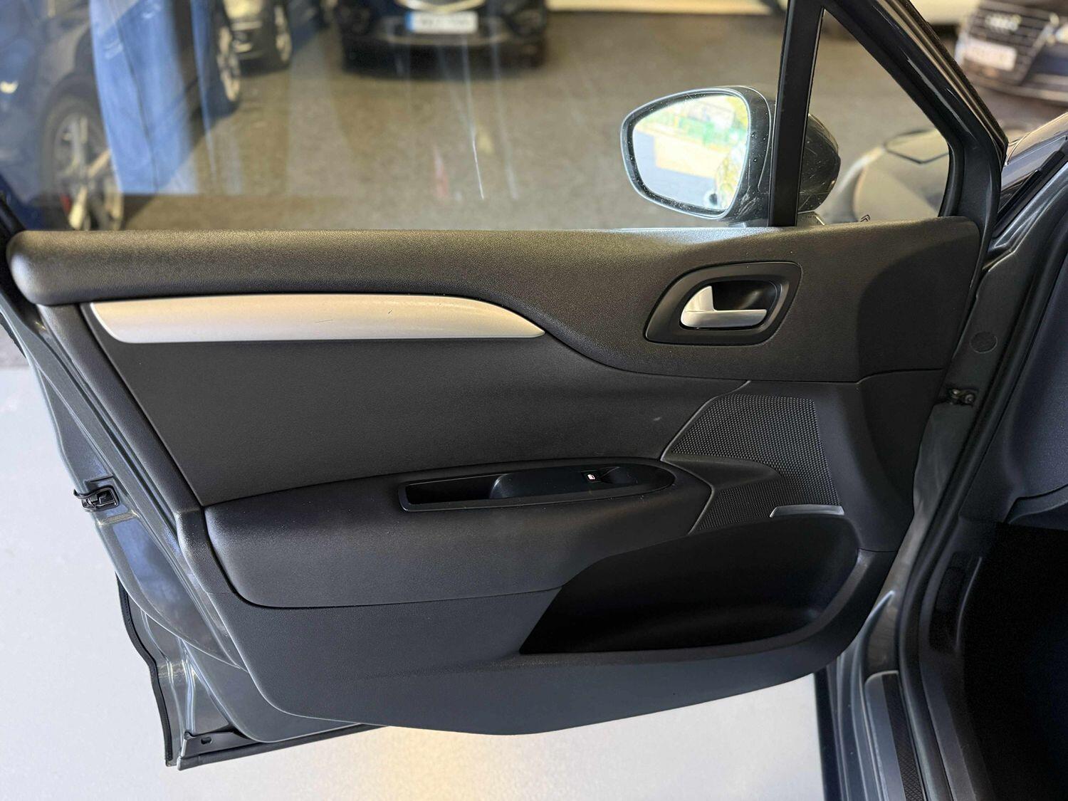 Used Citroen C4 2013 for sale - 77781775: Photo 26