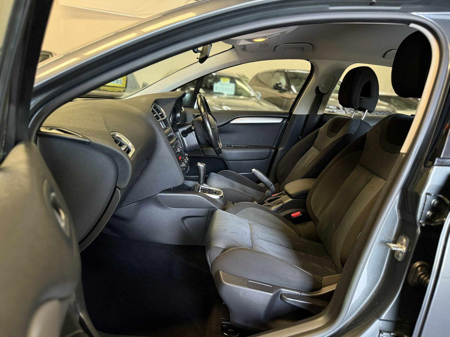 Used Citroen C4 2013 for sale - 77781775: Photo 9