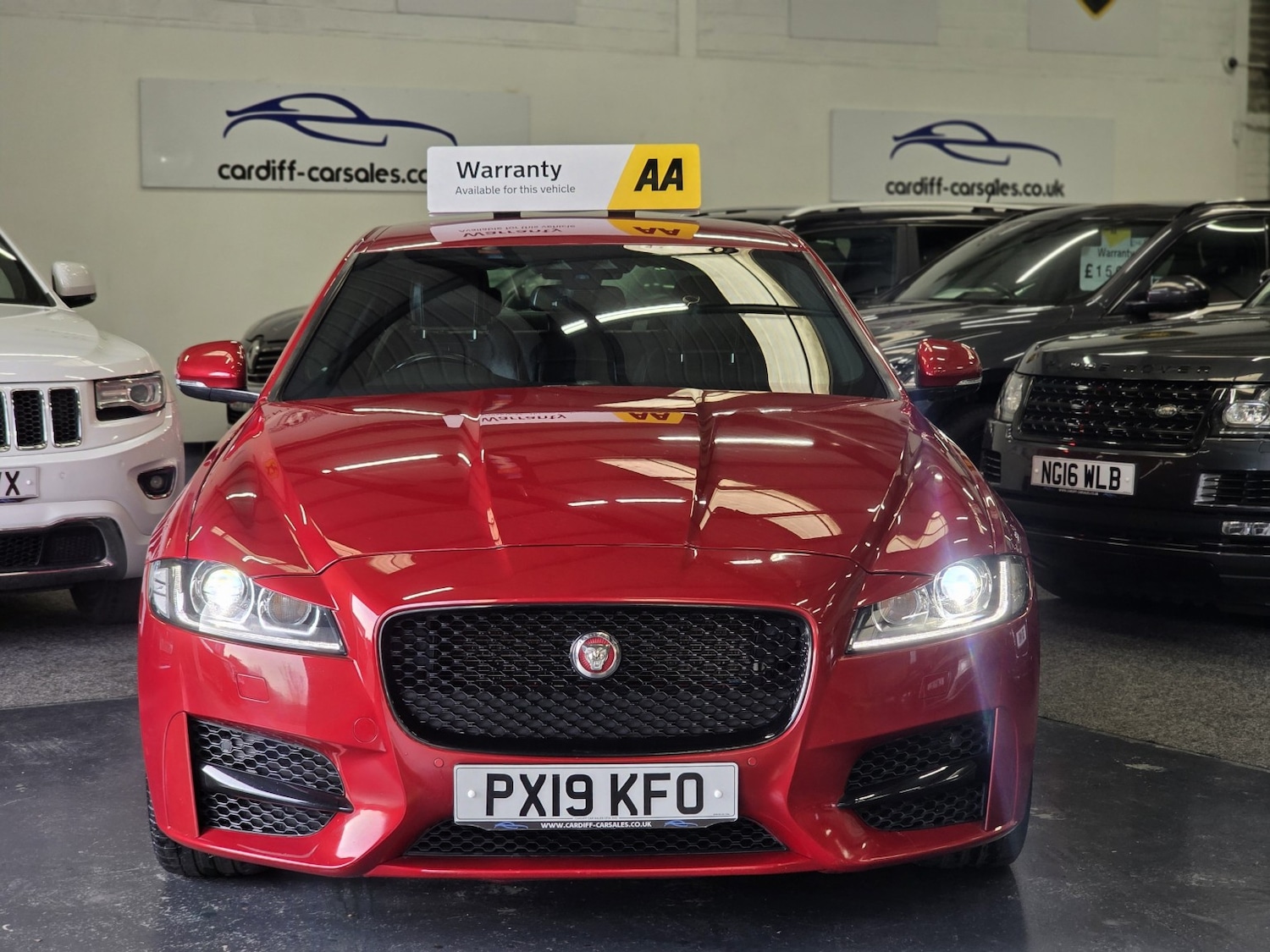 Used Jaguar XF 2019 for sale - 77084264: Photo 3