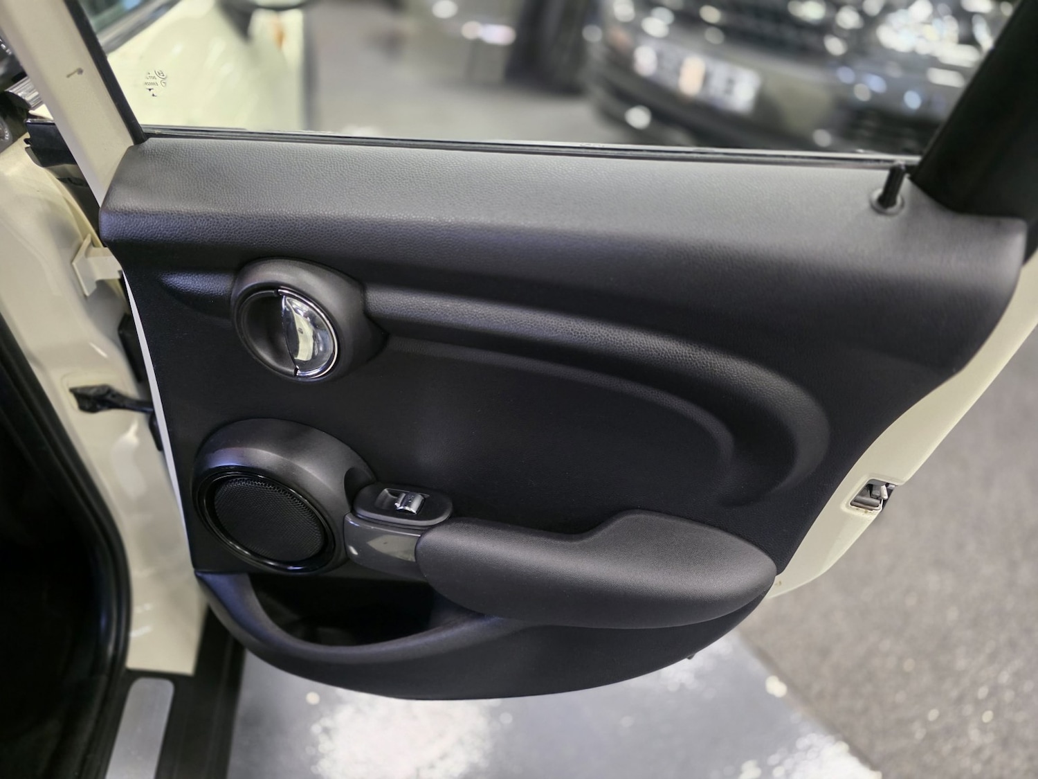 Used MINI Hatch 2017 for sale - 77049267: Photo 24