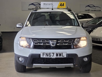 Used Dacia Duster 2017 for sale - 76186771: Photo