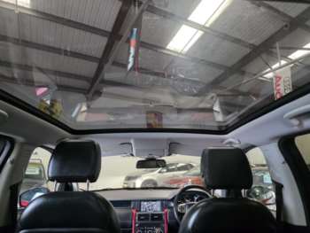 Used Land Rover Discovery Sport 2017 for sale - 75074297: Photo