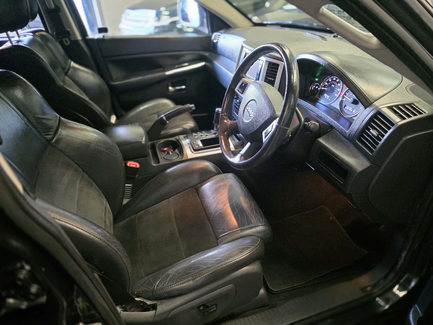 Used Jeep Grand Cherokee 2010 for sale - 78070460: Photo 16