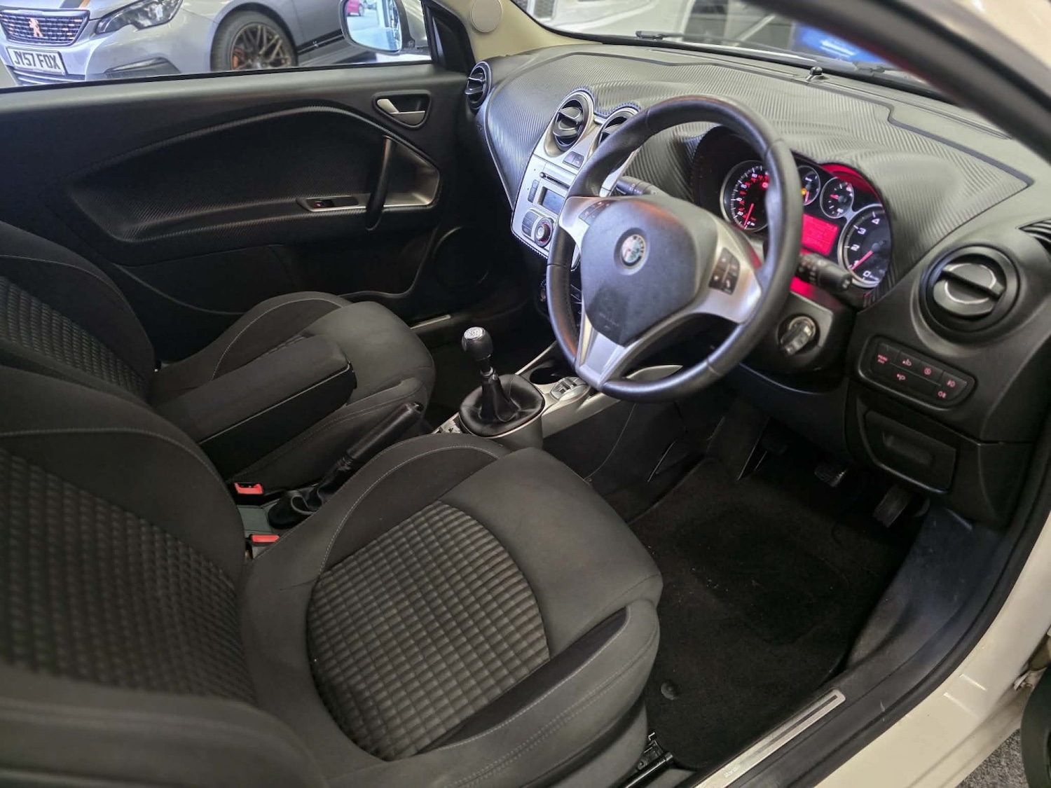 Used Alfa Romeo MiTo 2011 for sale - 77118635: Photo 15