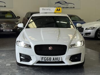 Used Jaguar XF 2018 for sale - 79725113: Photo