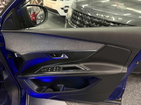 Used Peugeot 3008 2018 for sale - 76313937: Photo 25