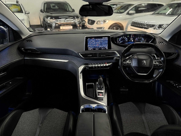 Used Peugeot 3008 2018 for sale - 76313937: Photo 2