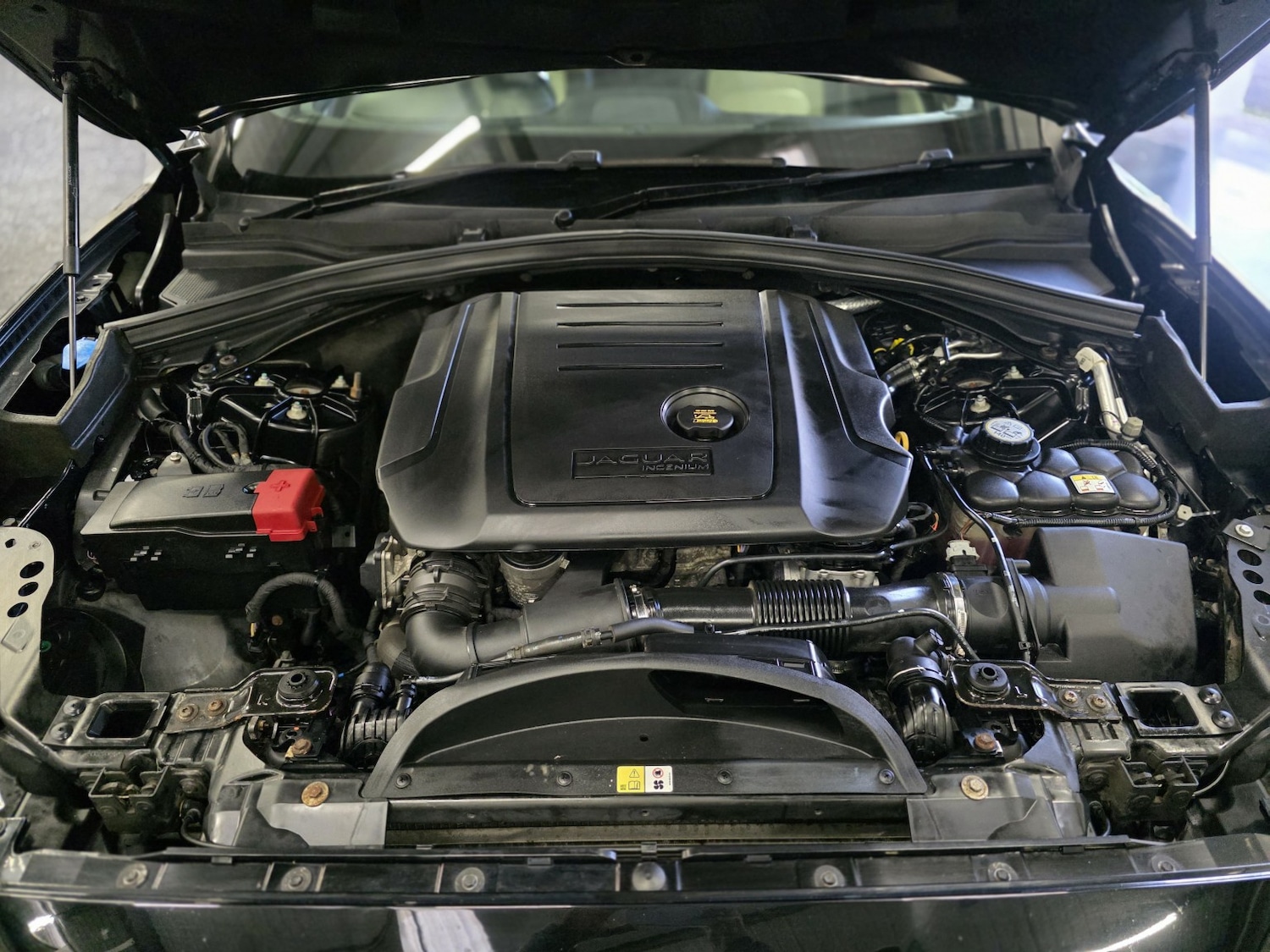 Used Jaguar F-Pace 2017 for sale - 76407531: Photo 20