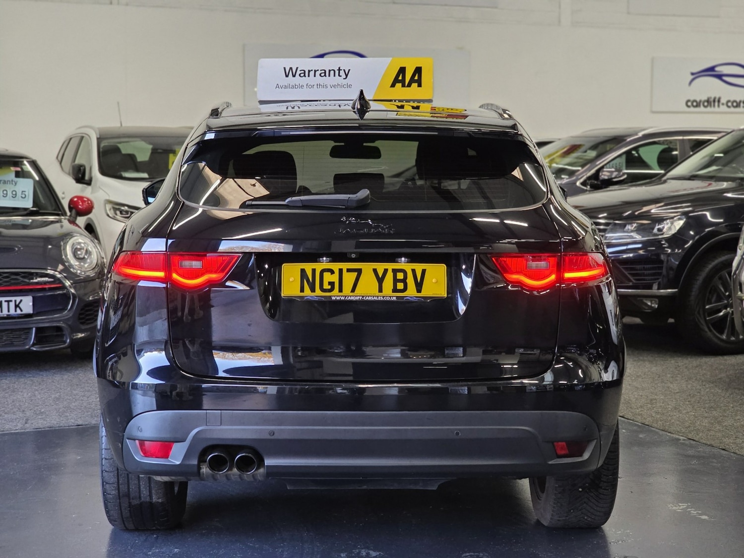 Used Jaguar F-Pace 2017 for sale - 76407531: Photo 7