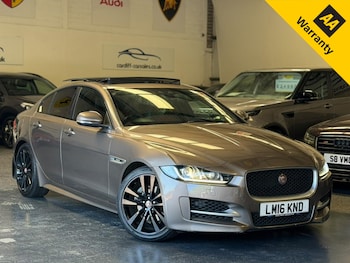 Used Jaguar XE 2016 for sale - 79105115: Photo