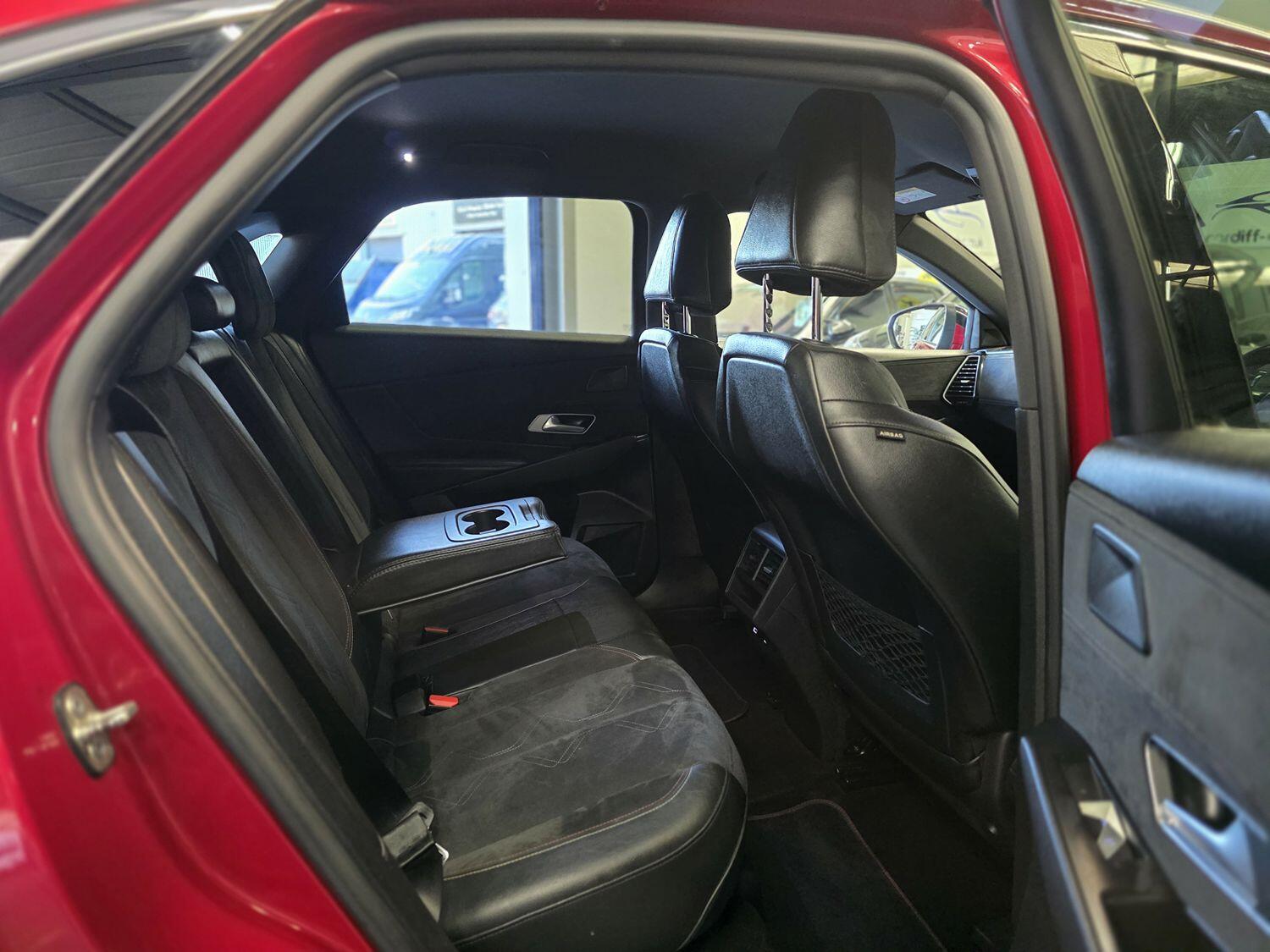 Used DS Automobiles DS 7 Crossback 2018 for sale - 76019648: Photo 16