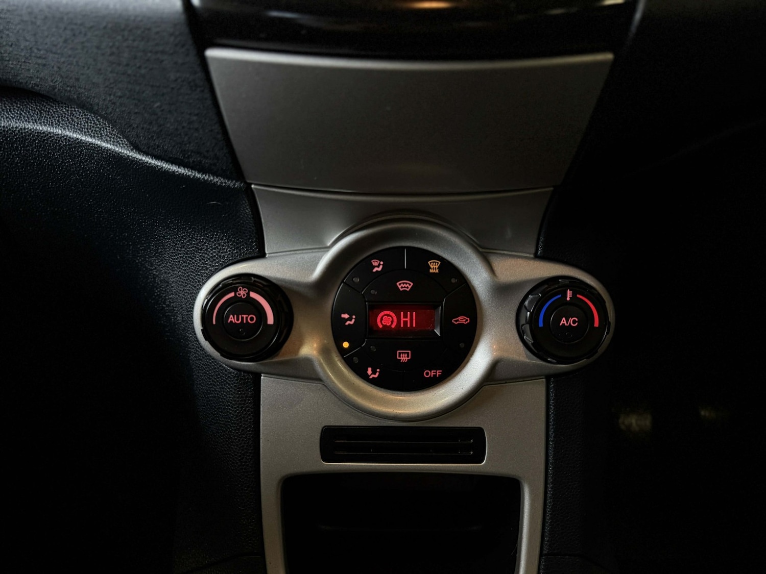 Used Ford Fiesta 2012 for sale - 77548263: Photo 13