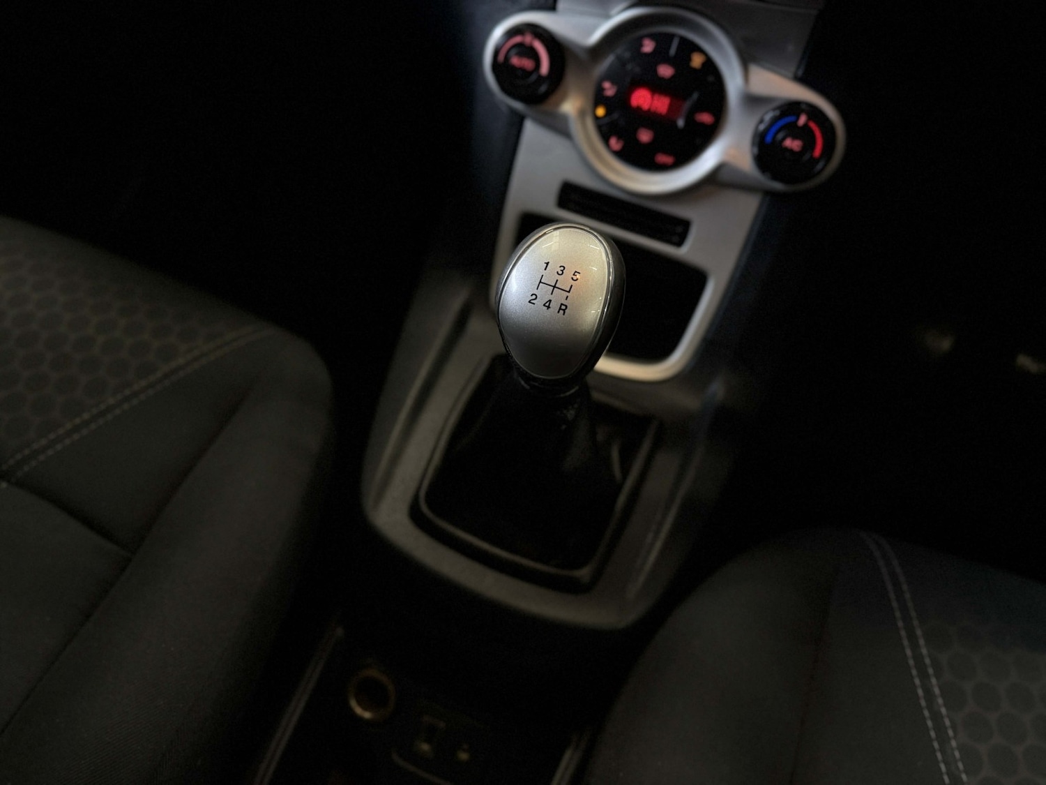 Used Ford Fiesta 2012 for sale - 77548263: Photo 14