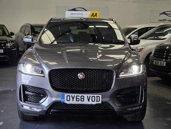 Used Jaguar F-Pace 2018 for sale - 76198203: Photo 3