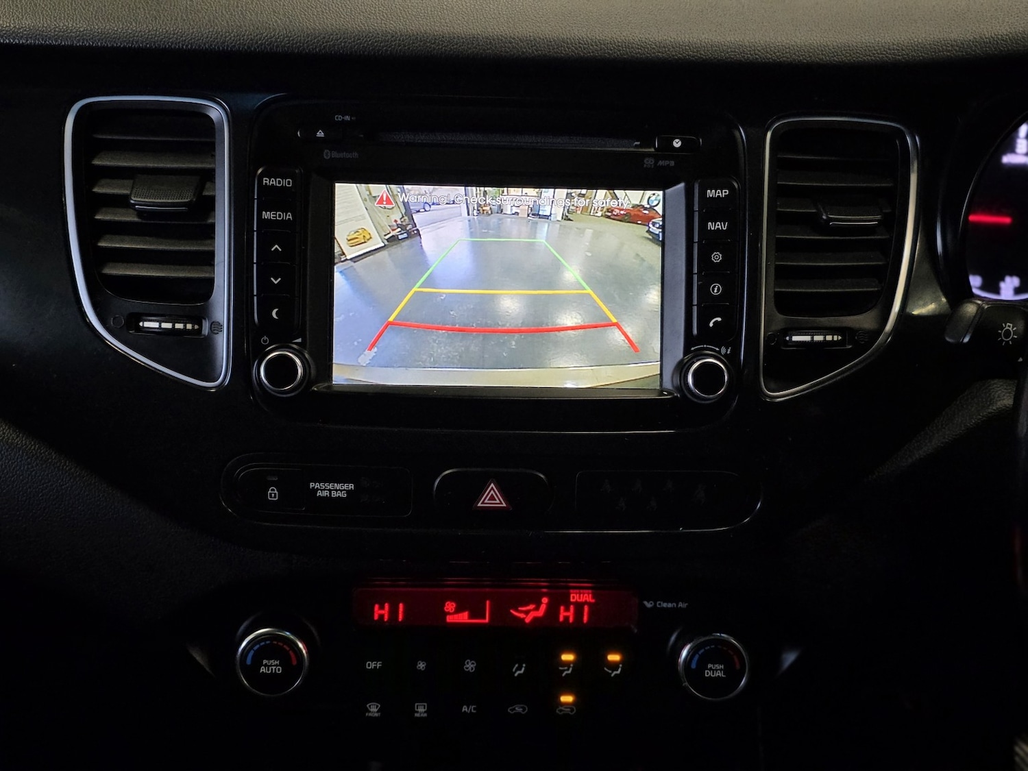 Used Kia Carens 2017 for sale - 76699362: Photo 14