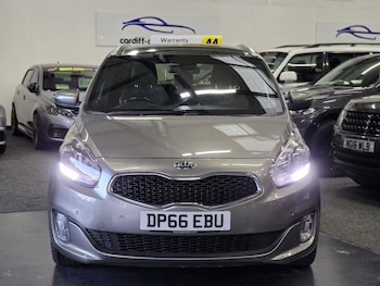 Used Kia Carens 2017 for sale - 76699362: Photo