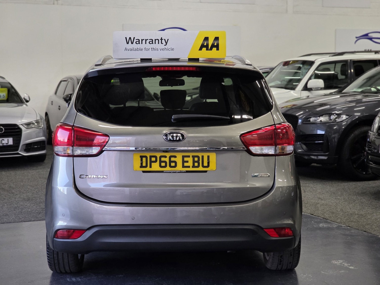 Used Kia Carens 2017 for sale - 76699362: Photo 7