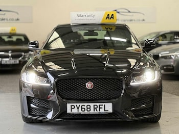 Used Jaguar XF 2018 for sale - 75621191: Photo