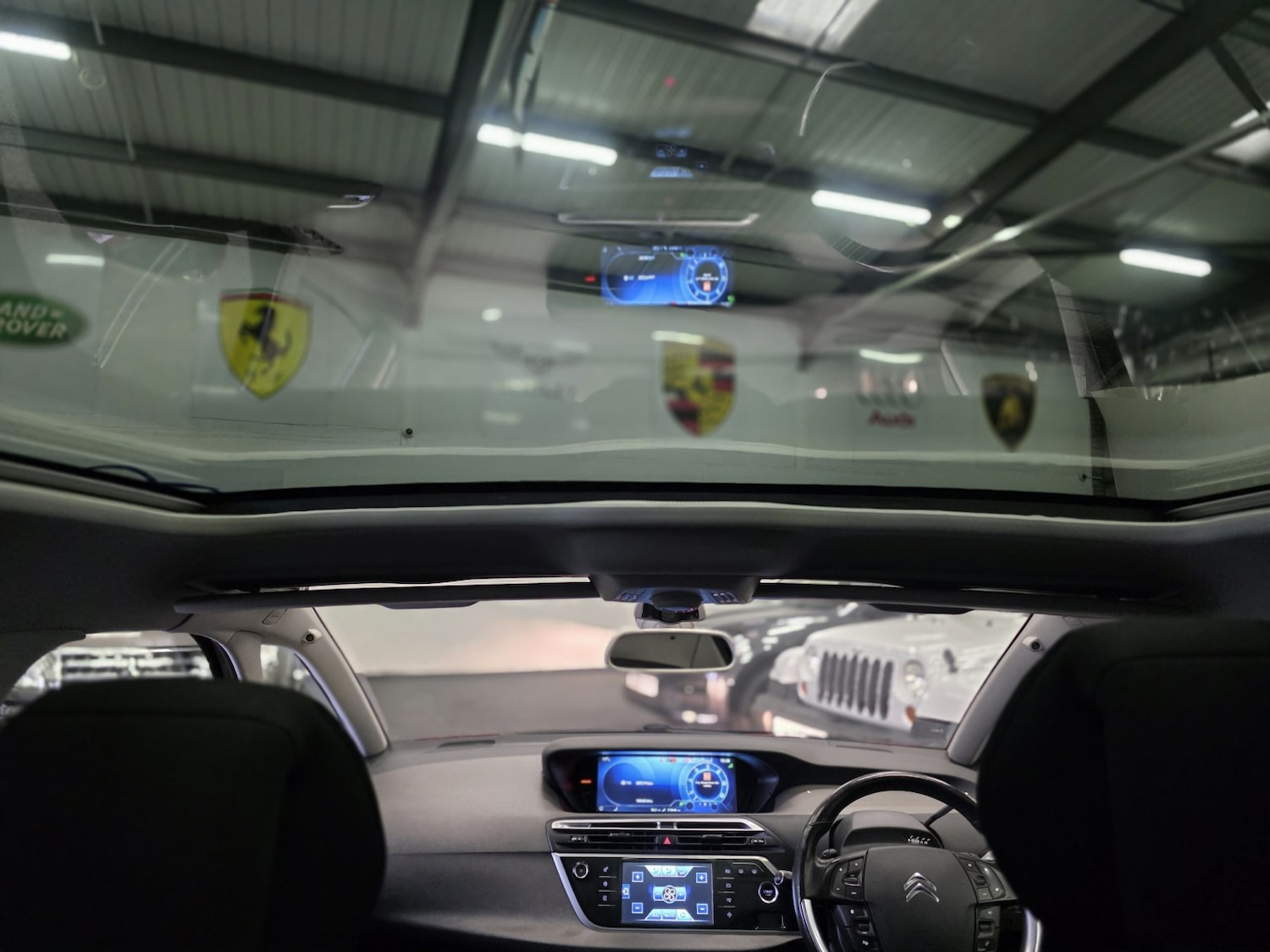 Used Citroen C4 Grand Picasso 2014 for sale - 77264429: Photo 2